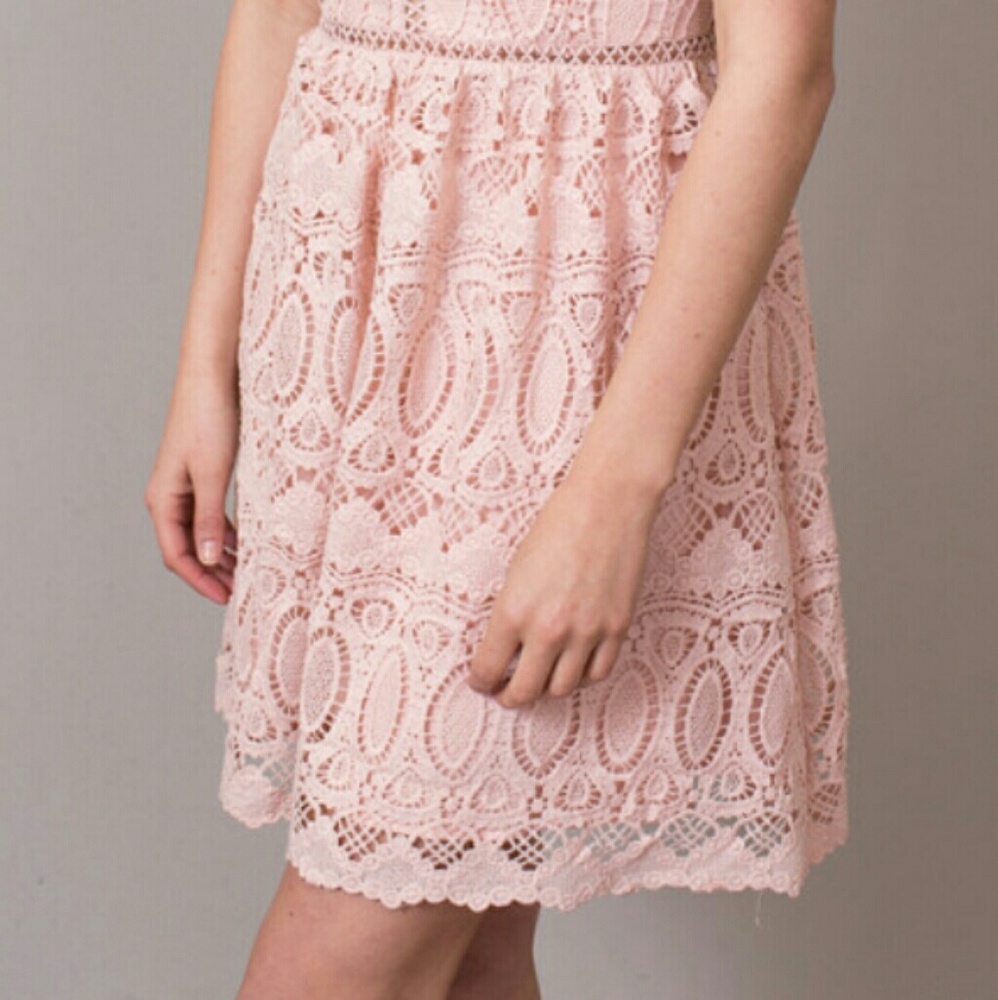 J.O.A Women's Floral Ruffle Shoulder - Picture 7 of 8